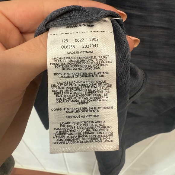 NWT Mountain Hardware Gray Long Sleeve Shirt - Picture 6 of 8